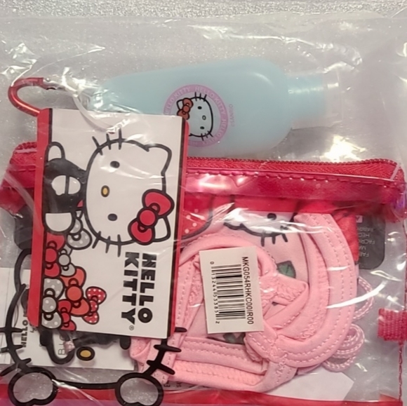HELLO KITTY SANRIO - A FACE MASK SETUP KIT: BNWT-NBO. (ADULTS OR KIDS) - Picture 6 of 6